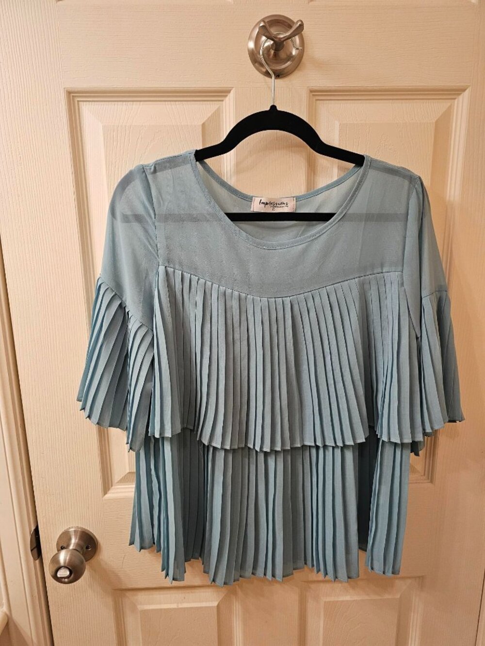 NWOT Impressions Small Turquoise Ruffle Blouse